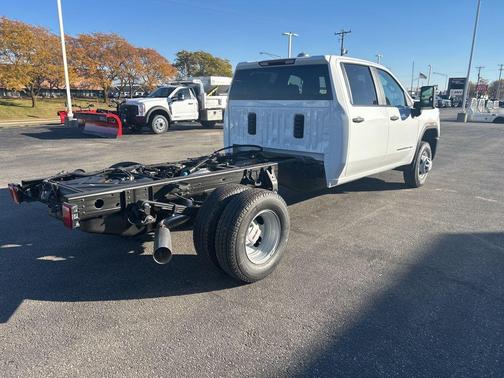 Summit White 2026 GMC Sierra 3500 Base