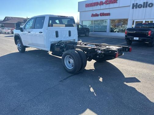 2026 GMC Sierra 3500 Base