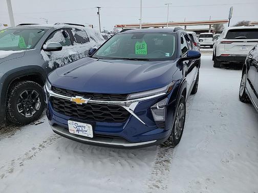 2024 Chevrolet Trax LT