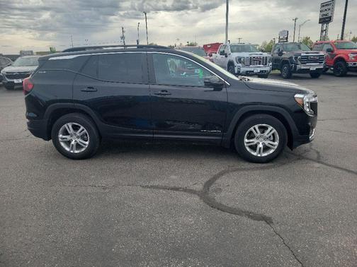 Ebony Twilight Metallic 2023 GMC Terrain SLE