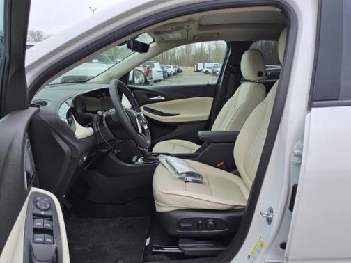 White Frost Tricoat 2025 Buick Encore GX Avenir