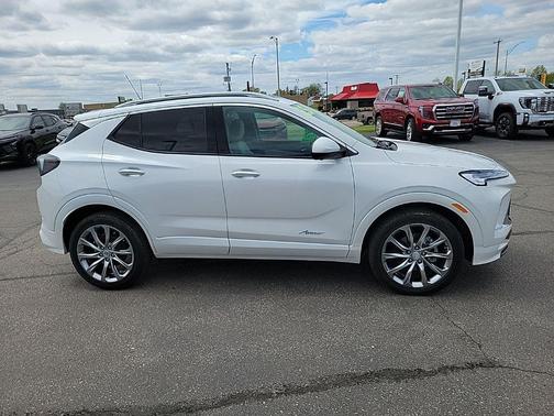 White Frost Tricoat 2025 Buick Encore GX Avenir