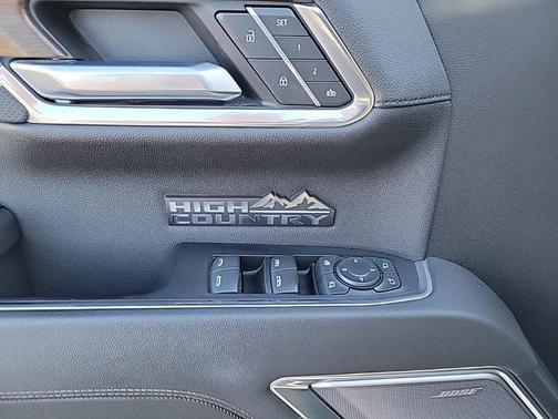 2022 Chevrolet Silverado 1500 High Country
