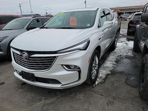 2023 Buick Enclave Essence AWD