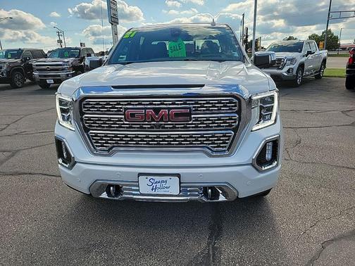 White Frost Tricoat 2021 GMC Sierra 1500 Denali
