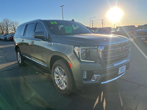 2024 GMC Yukon XL SLT