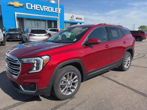 Volcanic Red Tintcoat 2024 GMC Terrain SLT