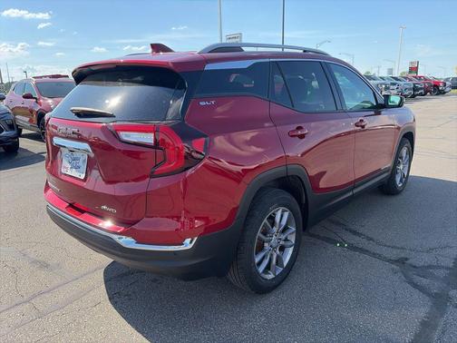 Volcanic Red Tintcoat 2024 GMC Terrain SLT