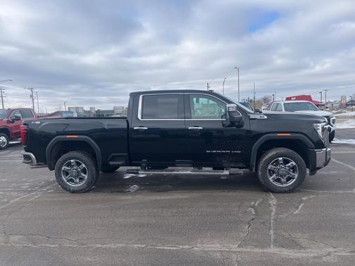 2026 GMC Sierra 3500 SLT