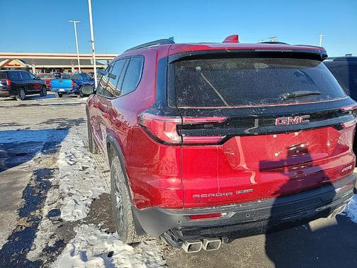 2025 GMC Acadia AWD AT4