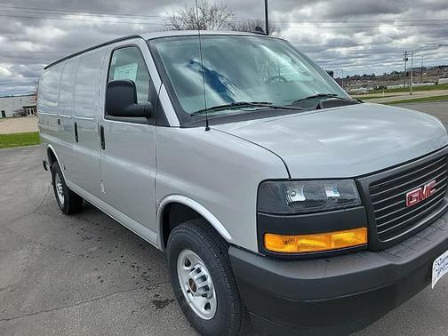 2025 GMC Savana 2500 Work Van
