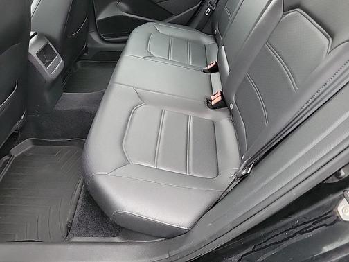 2014 Volkswagen Passat 1.8T S