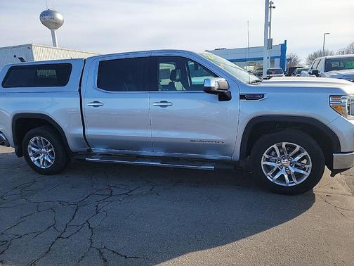 2021 GMC Sierra 1500 SLT