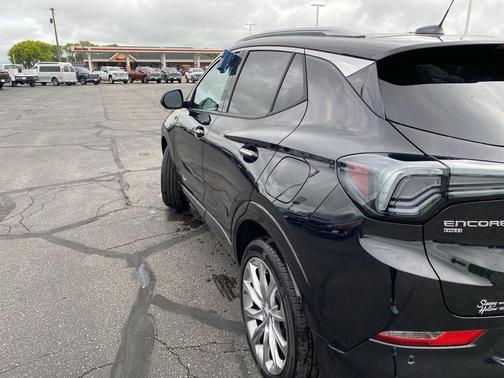 2024 Buick Encore GX Avenir