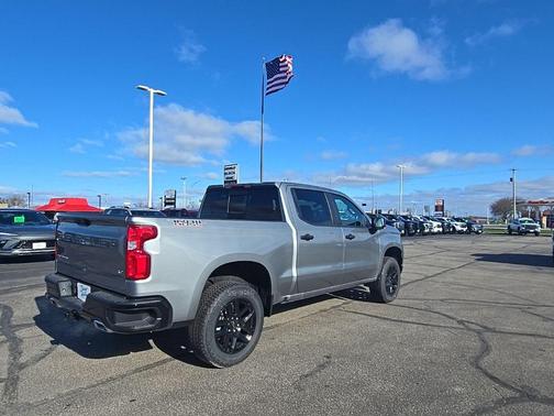 Sterling Gray Metallic 2026 Chevrolet Silverado 1500 LT Trail Boss