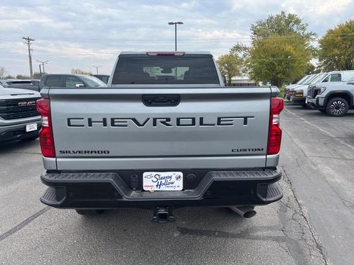 2026 Chevrolet Silverado 2500 Custom