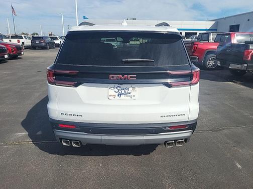 Summit White 2026 GMC Acadia FWD Elevation