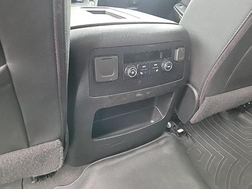 2020 GMC Yukon XL SLT