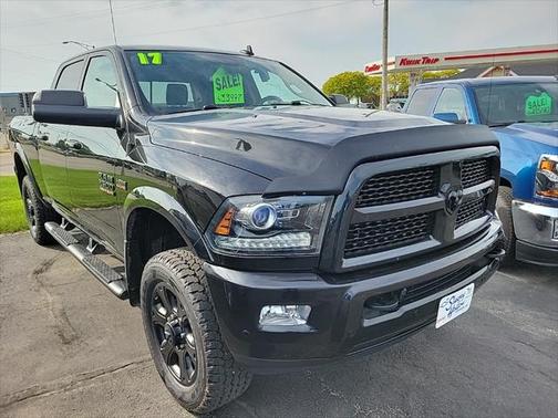 2017 RAM 2500 Laramie Crew Cab 4x4 6'4' Box