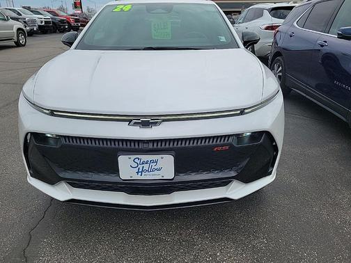 Iridescent Pearl Tricoat 2024 Chevrolet Equinox EV RS