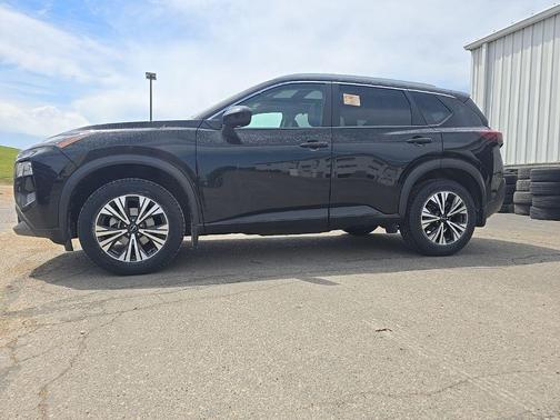 Super Black 2023 Nissan Rogue SV
