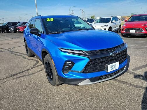 Riptide Blue Metallic 2025 Chevrolet Blazer 2LT