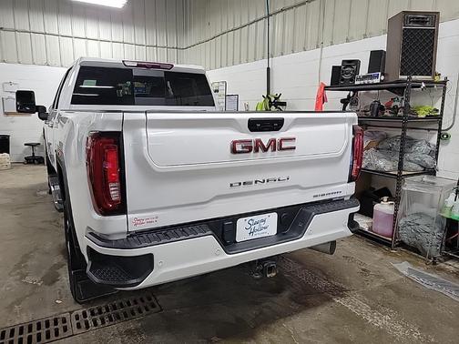 2023 GMC Sierra 3500 Denali