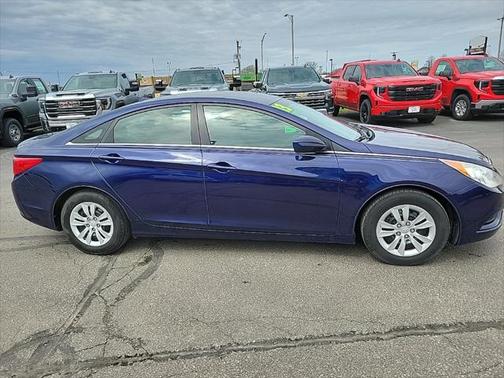 2013 Hyundai SONATA GLS