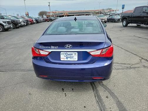2013 Hyundai SONATA GLS
