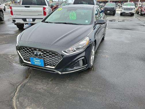 2019 Hyundai SONATA Limited