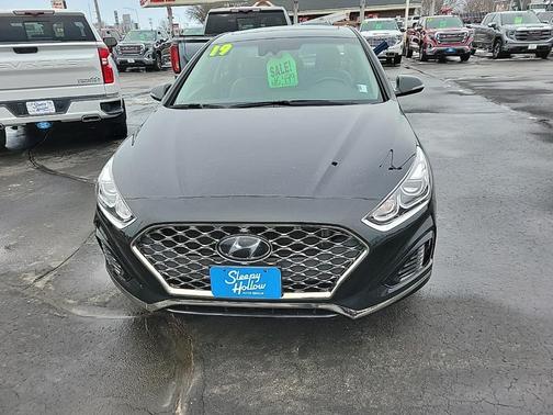 2019 Hyundai SONATA Limited
