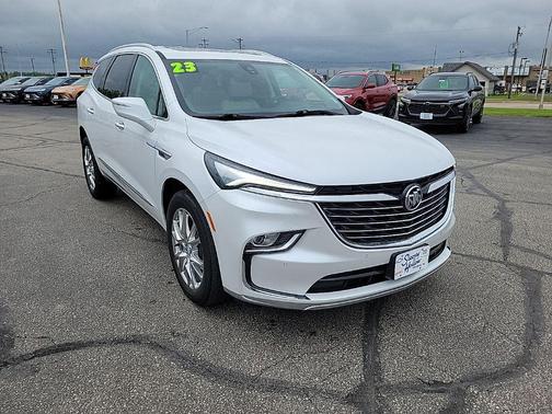 White Frost Tricoat 2023 Buick Enclave Premium AWD