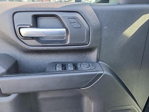 2023 Chevrolet Silverado 2500 Custom