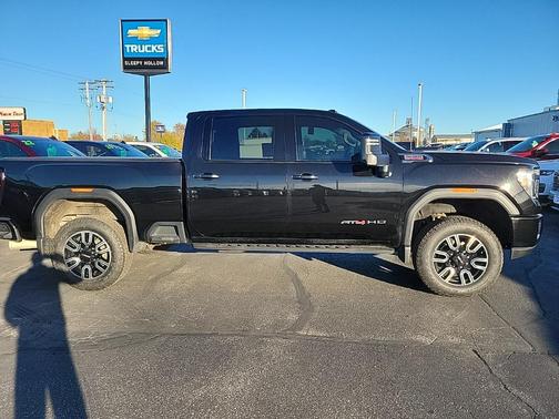 2023 GMC Sierra 2500 AT4
