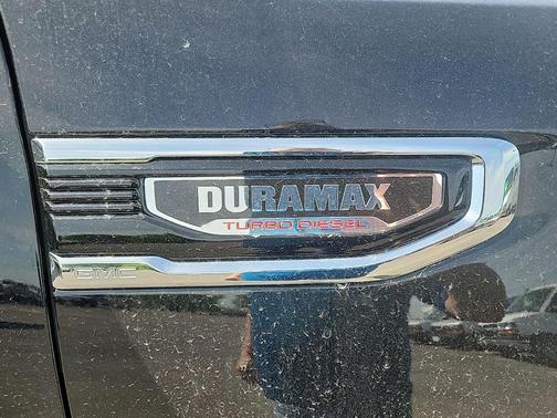 Summit White 2026 GMC Sierra 1500 AT4