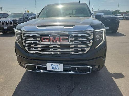 Summit White 2026 GMC Sierra 1500 AT4