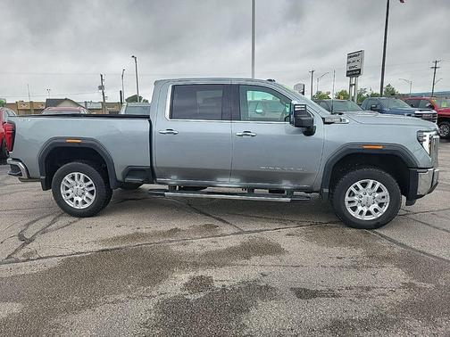 Sterling Metallic 2024 GMC Sierra 2500 SLT
