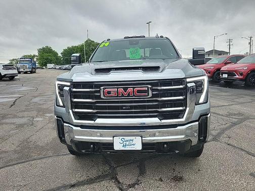 Sterling Metallic 2024 GMC Sierra 2500 SLT
