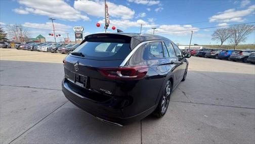 2018 Buick Regal TourX Essence