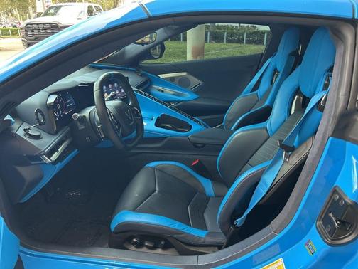 2022 Chevrolet Corvette Stingray w/3LT