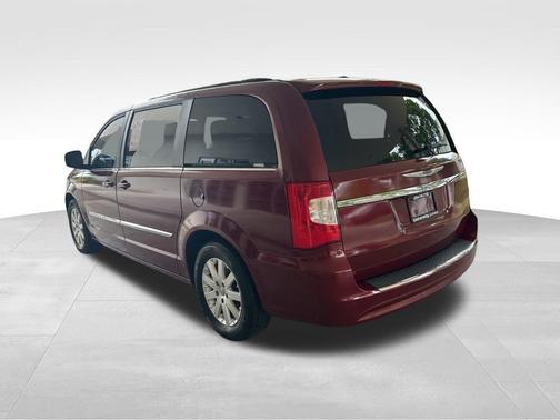 2012 Chrysler Town & Country Touring-L