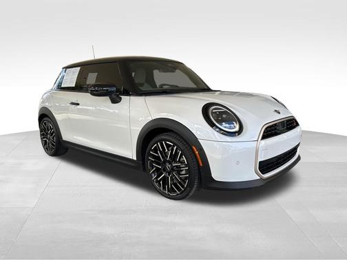 2025 MINI Hardtop SIGNATURE PLUS
