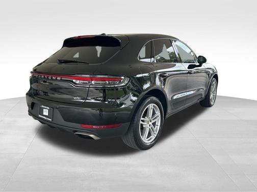 2020 Porsche Macan Base