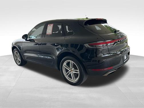 2020 Porsche Macan Base