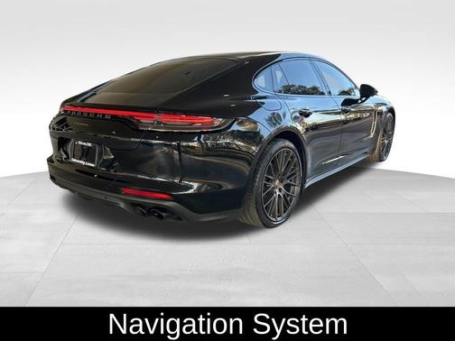 2022 Porsche Panamera Platinum Edition
