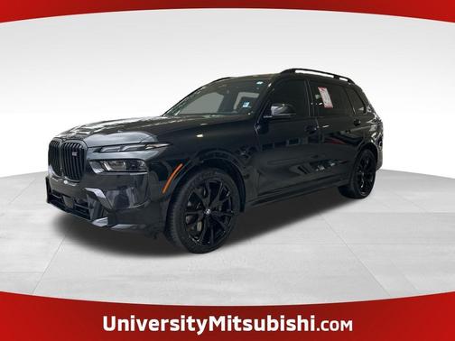 2023 BMW X7 M60i