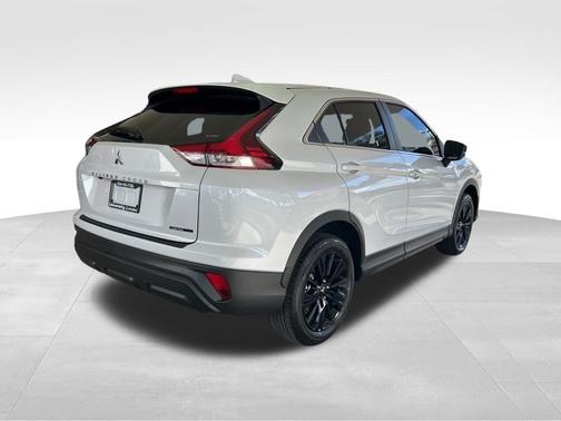 2026 Mitsubishi Eclipse Cross LE