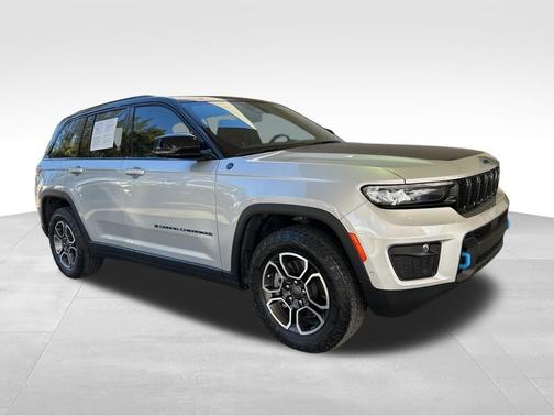 2022 Jeep Grand Cherokee 4xe Trailhawk