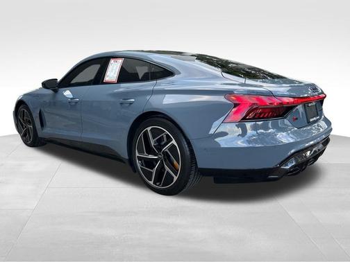 2024 Audi RS e-tron GT Base