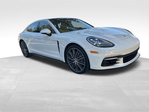 2020 Porsche Panamera 4S